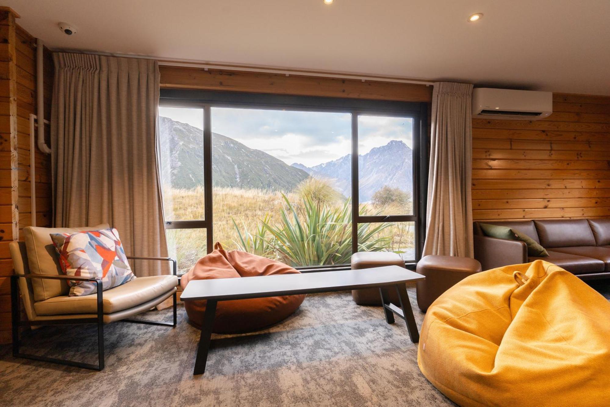 Haka House Aoraki Mt Cook Vandrehjem Aoraki / Mount Cook Eksteriør billede